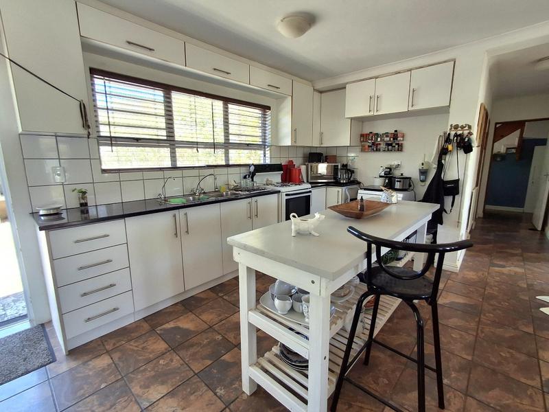 3 Bedroom Property for Sale in Britannia Bay Western Cape